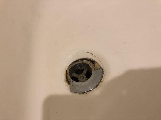 Broken tub drain. Have not been able to use this bathroom.