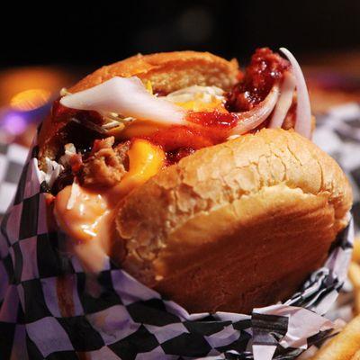 Fried Chicken Burger | IG @hotbuthungryasianguy