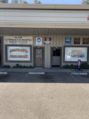 Antelope Auto Repair office