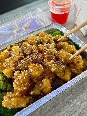 Sesame Chicken to go!