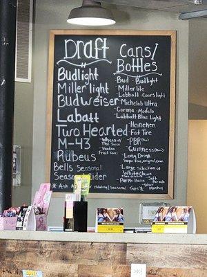 Beers: cans and drafts