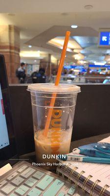 Iced Caramel Latte with Oatmilk