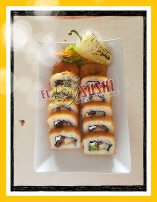 Cielo,Mar y Tierra roll (Sky, Sea & Earth) it's a great combination of chicken beef and shrimp rolled in a seaweed, breaded and deep fried