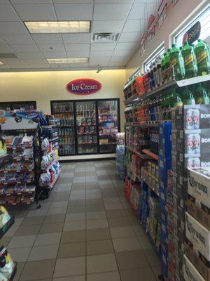 Irving - Circle K of Hooksett -- 6 Bell Avenue, Junction of Hooksett Road & West Alice Avenue, Hooksett          Interior