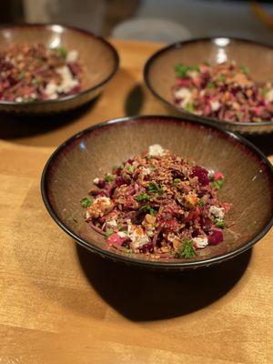 Noodles
Red Beet Purée, Feta, Diced Beets, Roasted Pumpkin Seeds