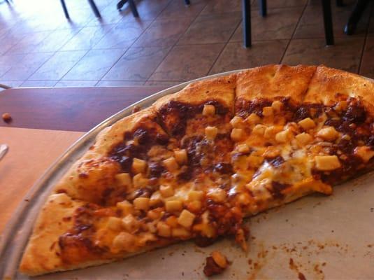 BBQ pizza with Chicken