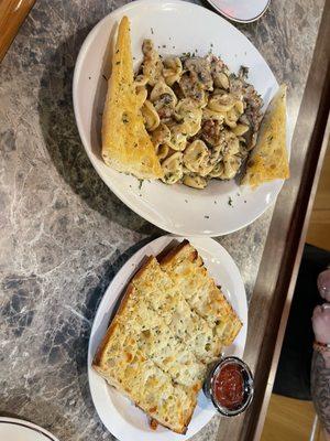 Chicken Carbonara with tortellini and Sm Garlic Bread