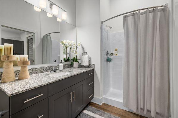 bathroom with walk in shower