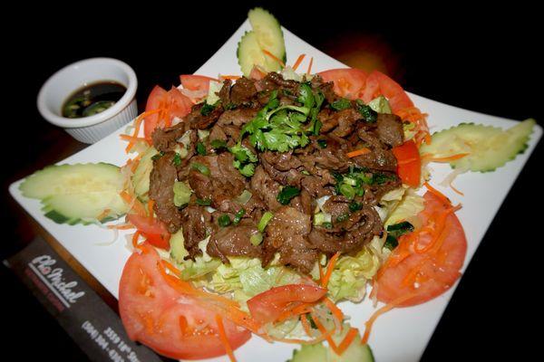 Grilled Lemongrass Beef Salad