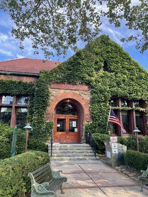 Nyack Library