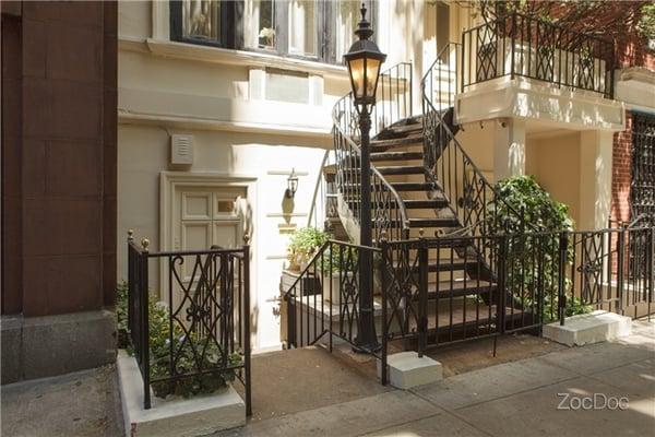 Privacy and elegant setting in townhouse at Park Avenue and East 61st Street