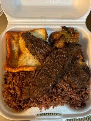 Carne asada, queso Frito,