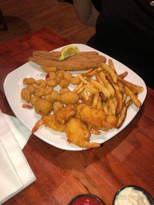 Seafood Platter - Popcorn shrimp, Fried Shrimp, Catfish, Hushpuppies, Fry