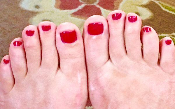 Ask for Ena, she does a great pedicure!