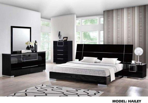 4PC BEDROOM SET 1 BED QUEEN / KING 1 NIGHTSTAND 1 DRESSER 1 MIRROR www.veninifurniture.com