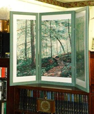 3-Panel hinged frame for a triptych print