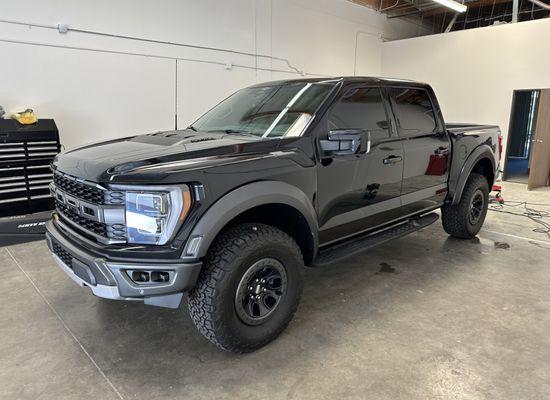 Full body ppf on this brand new ford raptor