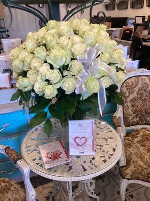 Florist of Lakewood Ranch & Flower Delivery Let us Make your Special Day Spectacular 941-200-1538 https://floristoflakewoodranchinc.com