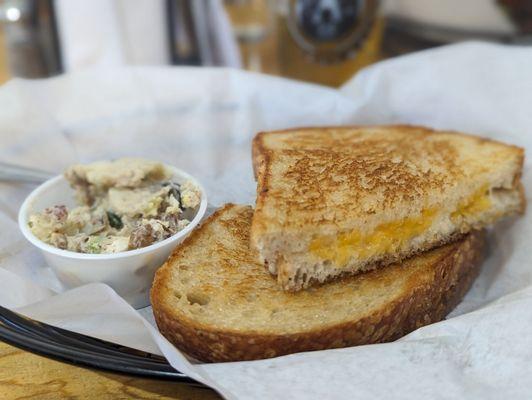 Grilled cheese w/ potato salad