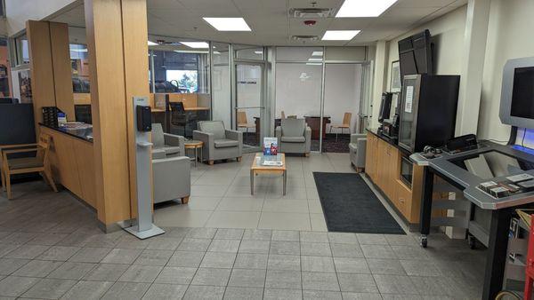 Waiting area. Getting an oil change