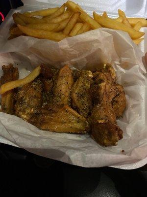 Honey garlic pepper 10 Piece Wings Combo