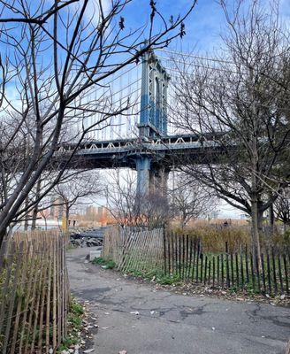 Manhattan bridge