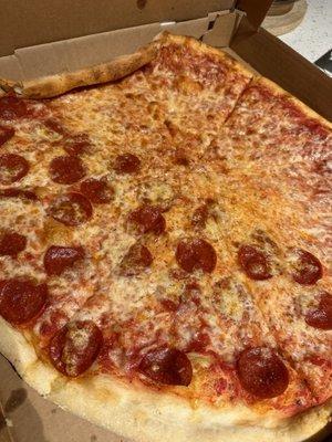 1/2 pepperoni, Extra Cheese Pizza - 18"