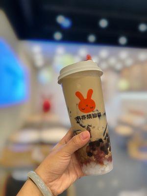 Signature grass jelly milk tea