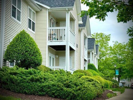 Two story apartments. You only have to go up one flight of stairs and then you're at the top floor, no one's above you!