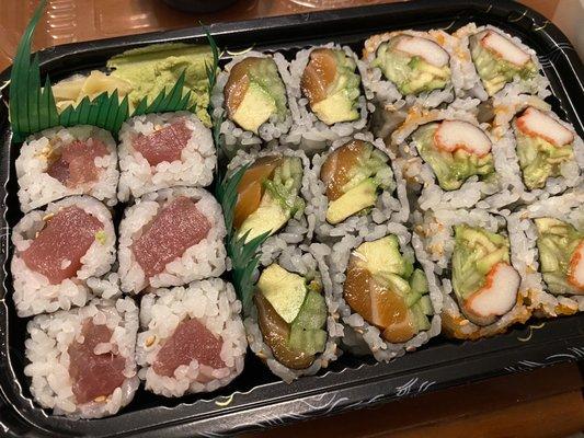 Roll Combo- tuna, salmon and crab