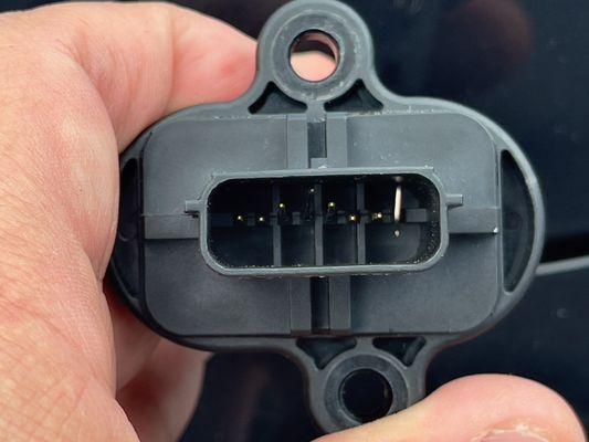 Mass Air Flow Sensor Pins - Proof that Paramus Chevrolet Mechanics are committing fraud. See Review.