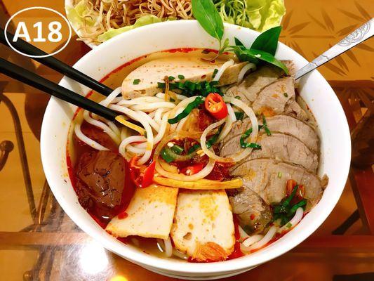 Spicy and flavorful Bún Bò Huế, featuring rich beef broth, tender beef, and bold herbs. A comforting, aromatic Vietnamese favorite!