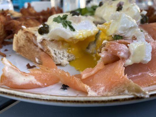 Egg Benedict with smoked salmon