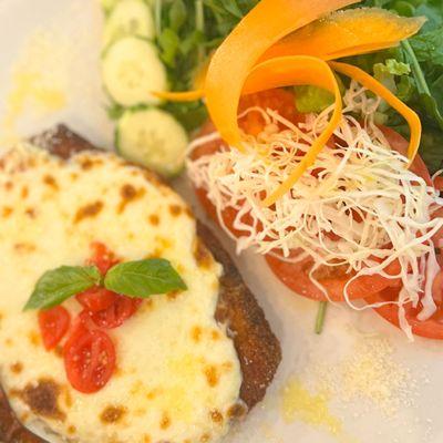 Milanese Parmigiana with Mix Salad