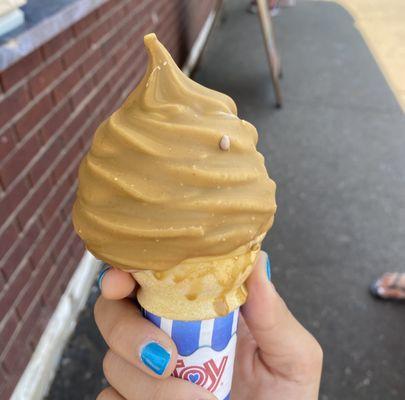 Kiddie cone Soft serve swirl with peanut butter dip