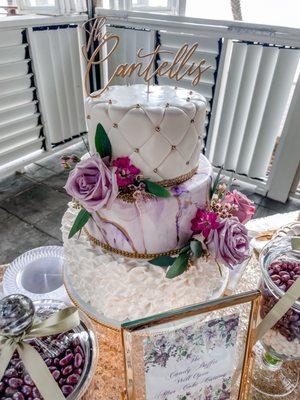 Coconut cake with vanilla buttercream and raspberry lemon filling