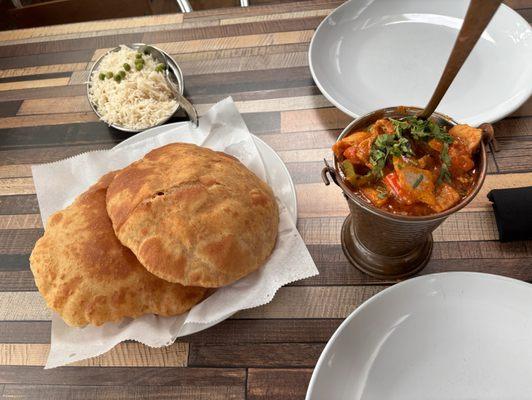 Balti chicken Puri bread