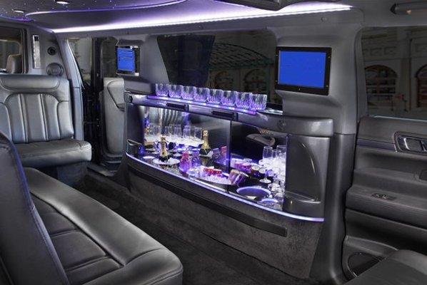 Presidential Luxury Limousine Miami