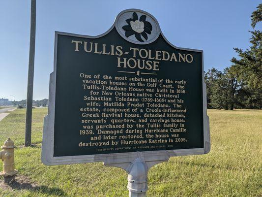 Tullis-Toledano House