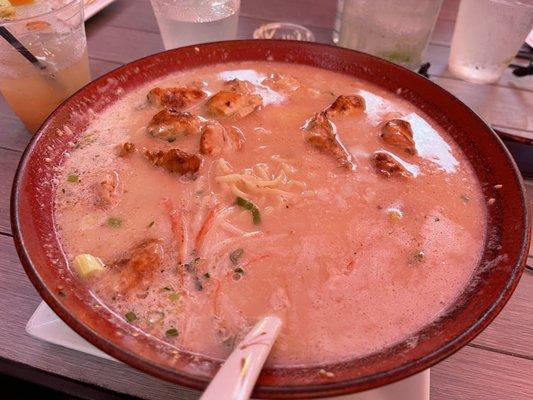 ramen soup entree with chicken