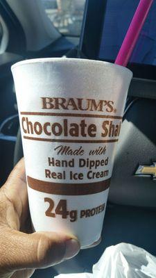 Their shakes are king..their saving grace