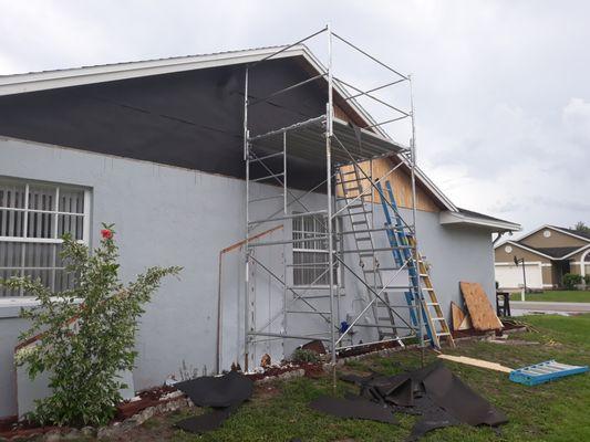 NEW SIDING INSTALLED IN LAKELAND