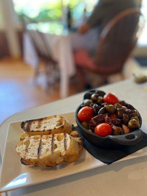 The tofu cashew ricotta was a fun twist but lacked flavor