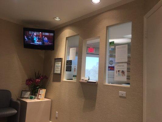 Waiting Room with TV. Never have to wait too lomg.