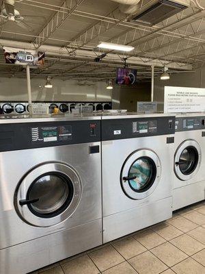 Close up of the big washer I happen to be using