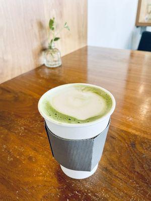 Matcha Tea Latte w/ Oat Milk