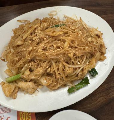 Chicken Pad Thai (Dinner plate)