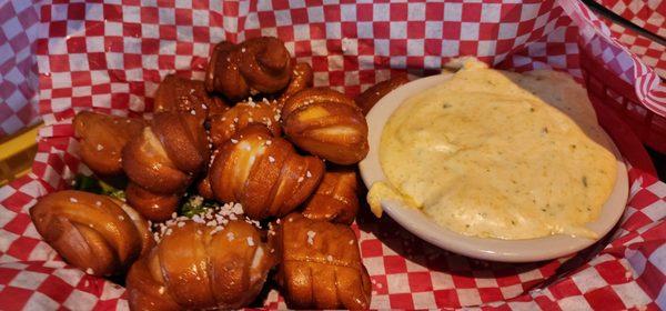 Beer cheese pretzels