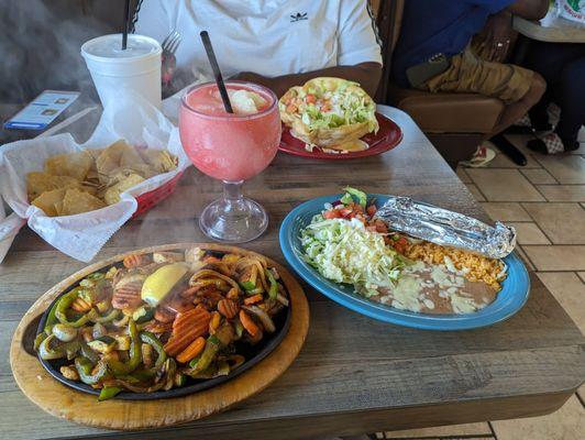 Vegetarian fajitas, Margarita