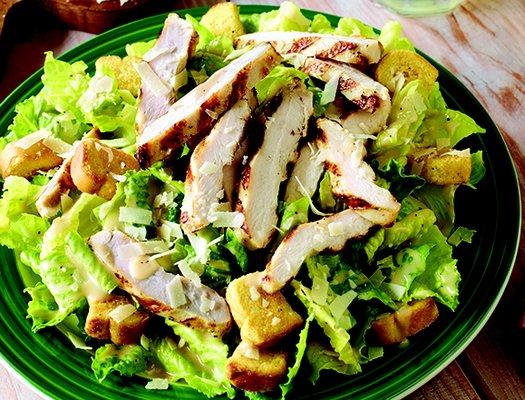 CHICKEN CAESAR SALAD